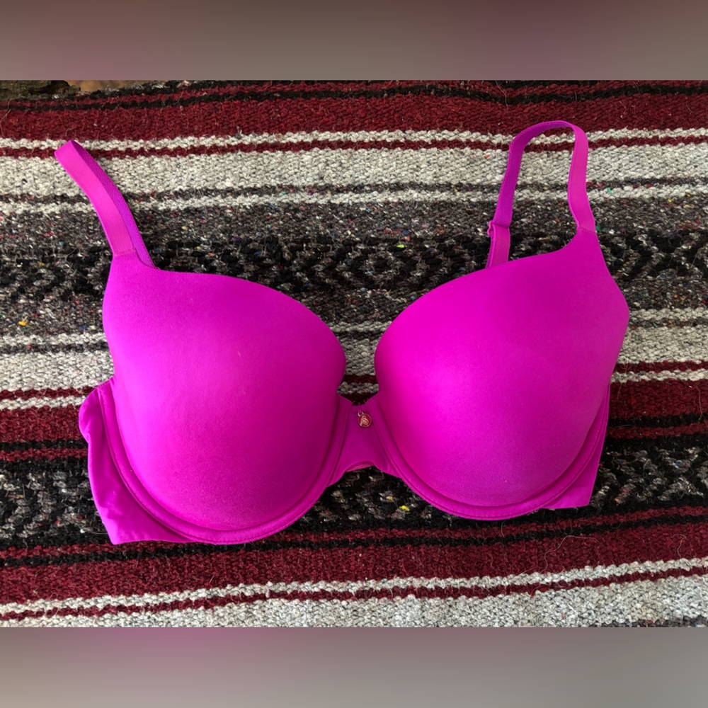 34DD Lined Demi Victorias Secret Bra